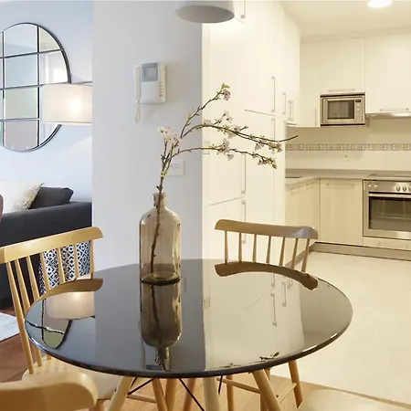 Apartment Boulevard 2 By Feelfree